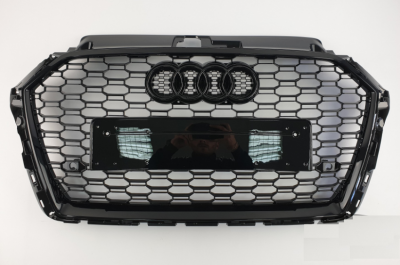 Решетка радиатора Audi A3 8V RS3 черный глянец (2016-2020)