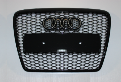 Решетка радиатора Ауди A6 C6 RS6, черная глянцевая