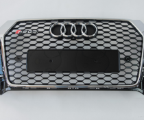 Решетка радиатора Audi Q3 RSQ3 черная + хром рамка (2015-2018)