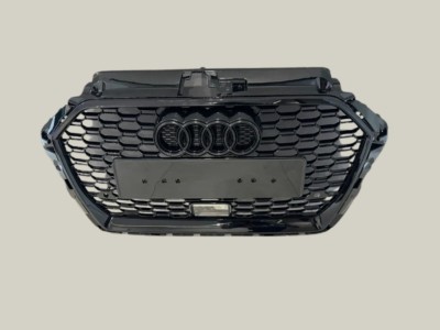 Решетка радиатора Audi A3 8V ACC стиль RS3 черный глянец (16-20 г.в.)