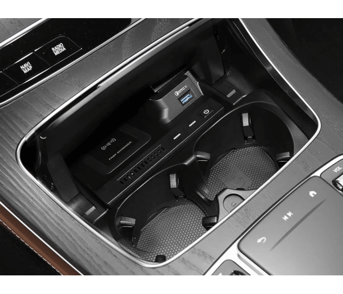Бездротова автомобільна зарядка для Mercedes W205 X253