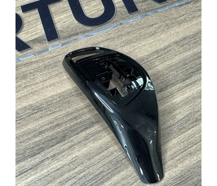 Корпус ручки КПП BMW F15/F16 вар. А