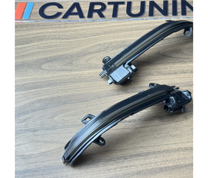 Динамические повторители поворотов BMW F20/F22/F30/F32/X1 дымчатые
