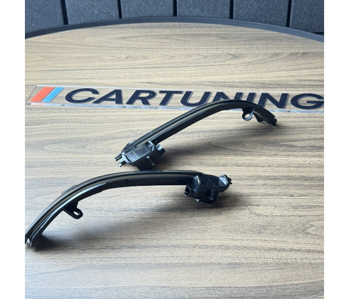 Динамические повторители поворотов BMW F20/F22/F30/F32/X1 дымчатые