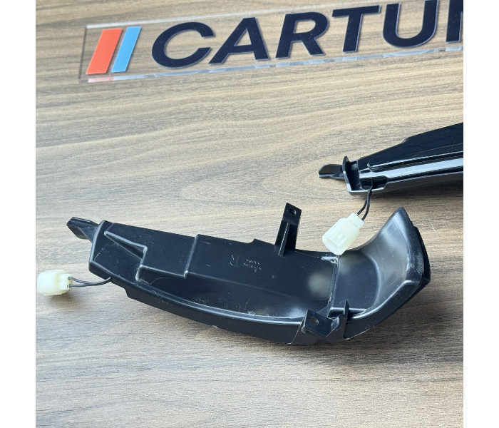 Динамические повторители поворотов Honda Civic седан (06-12 г.в.)
