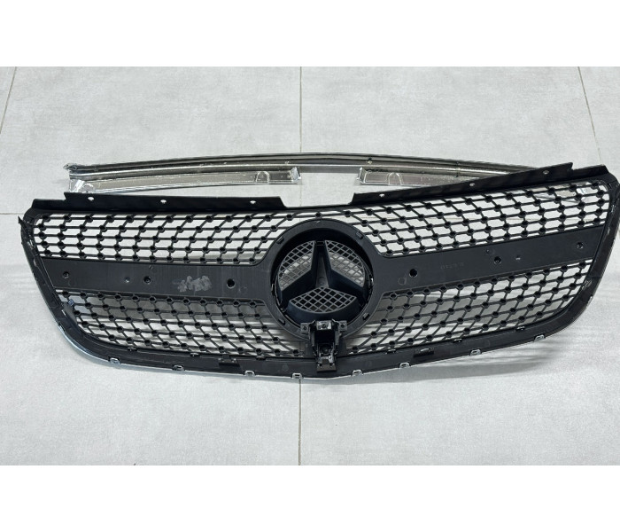 Решетка радиатора Mercedes V-Class W447 Diamond Black (2014-2019)