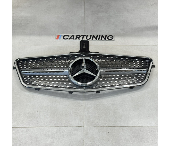 Решітка радіатора MERCEDES W212 Diamond Chrome (2009-2013)