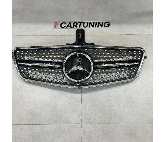 Решітка радіатора MERCEDES W212 Diamond Chrome + black (2009-2013)