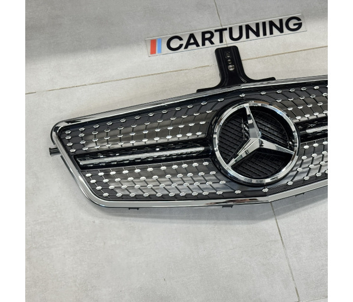 Решітка радіатора MERCEDES W212 Diamond Chrome + black (2009-2013)