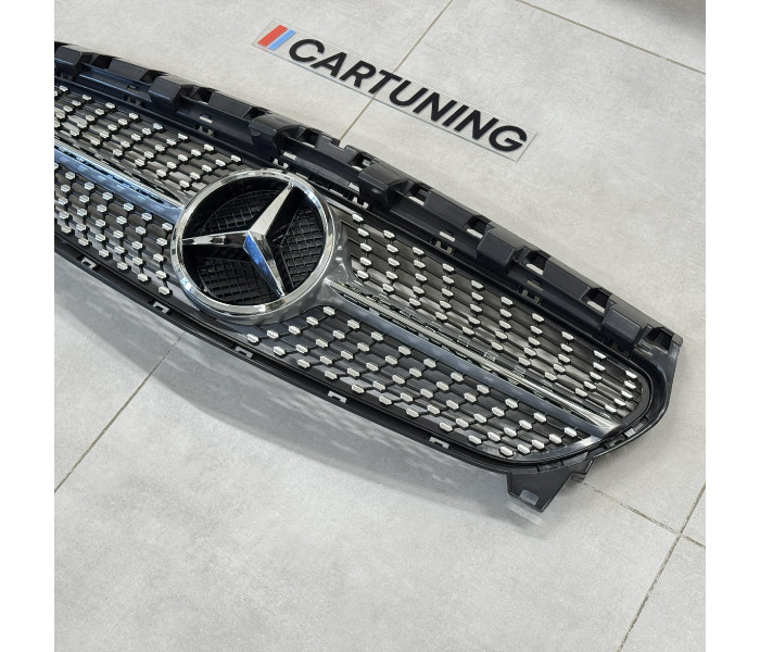 Решітка радіатора Mercedes W117 стиль Diamond Silver (13-16 р.в.)