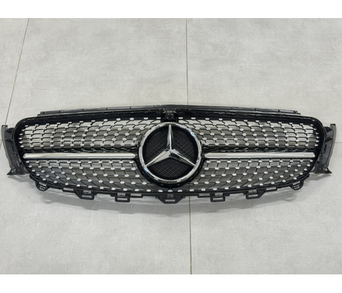 Решетка радиатора без звезды Mercedes W213 Diamond silver