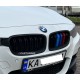 Решетка радиатора BMW F30 / F31 черная, глянцевая, триколор