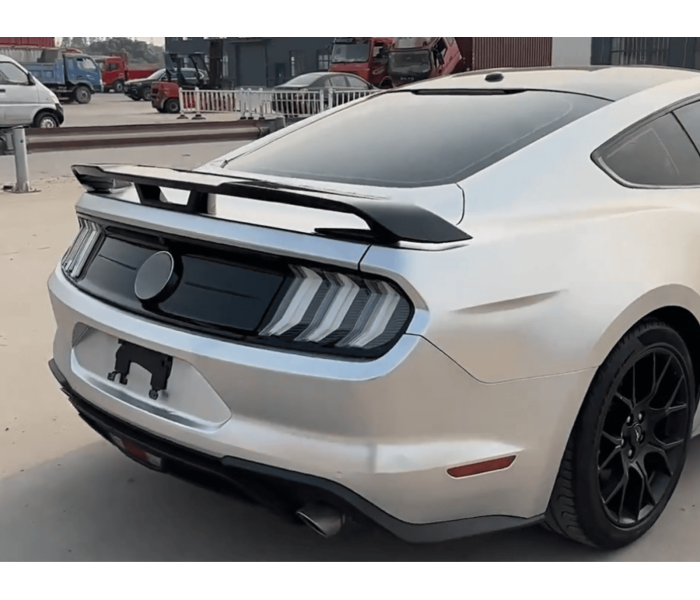 Спойлер багажника Ford Mustang MK6 у стилі GT чорний глянець (15-23 р.в.)