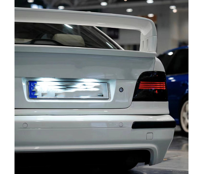 Спойлер багажника BMW E39 стиль M5 GT (4 частини) під фарбування