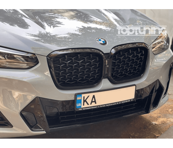 Решітка радіатора BMW X3 G01 рестайлінг стиль Diamond чорний гянець (2022- р.в.)