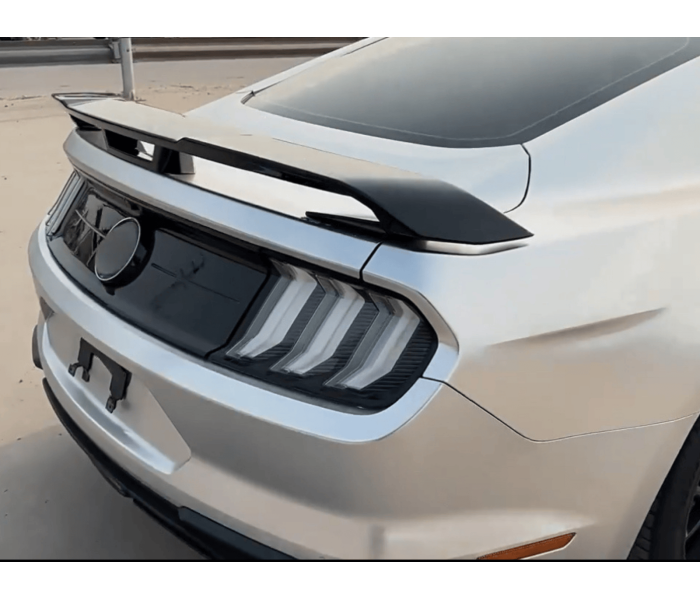 Спойлер багажника Ford Mustang MK6 у стилі GT чорний глянець (15-23 р.в.)