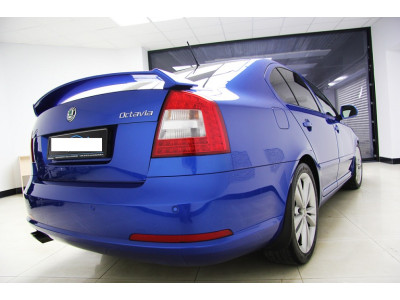 Спойлер Skoda Octavia A5 стиль RS (ABS пластик) черный глянец