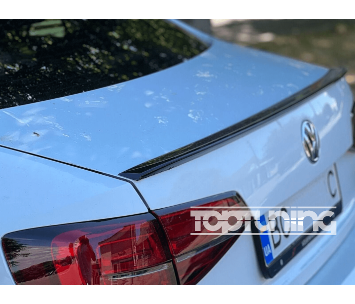 Спойлер багажника Volkswagen Jetta 6 Чорний глянсовий (ABS-пластик)
