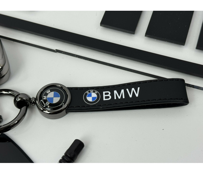 Чохол протектор на ключ для BMW F20 F30 F34 F32 F07 F10 F30 F06 M5 M6 F25 F26 сріблястий