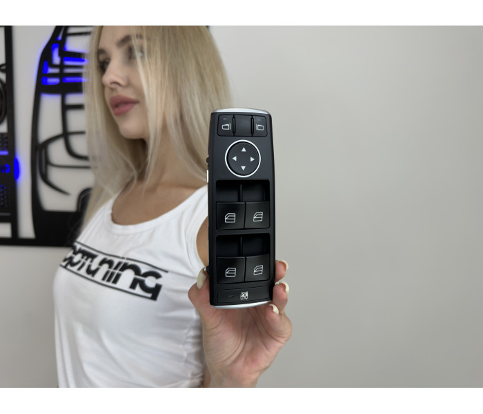 Блок кнопок склопідйомника Mercedes W176 W246 C117 W463 W166 X156 X166