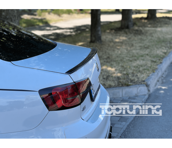 Спойлер багажника Volkswagen Jetta 6 Чорний глянсовий (ABS-пластик)