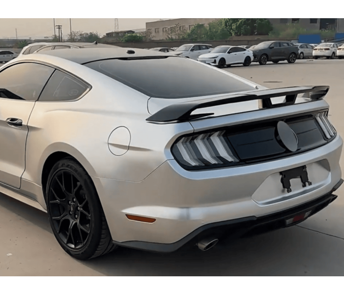 Спойлер багажника Ford Mustang MK6 у стилі GT чорний глянець (15-23 р.в.)
