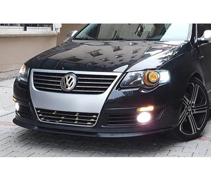 Накладка переднього бампера Volkswagen Passat B6 / Golf R32