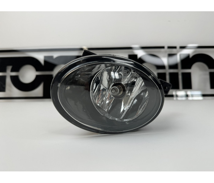 Протитуманна фара для Volkswagen Golf MK6 (2010-2013)