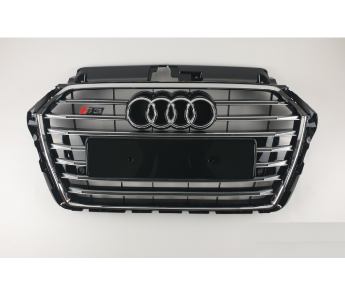 Решітка радіатора Audi A3 8V стиль RS3 чорна + хром (16-20 р.в.)