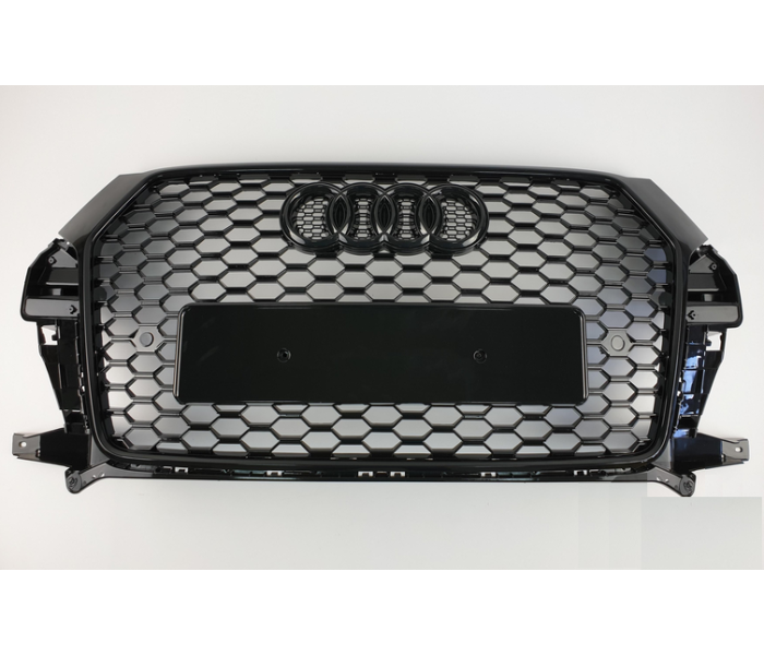Решітка радіатора Audi Q3 стиль RSQ3 чорна (15-18 р.в.)