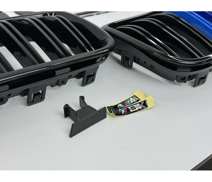 Решітка радіатора BMW X3 F25 (14-17 г.в.) / BMW X4 F26 (14-17 г.в.) М тріколор