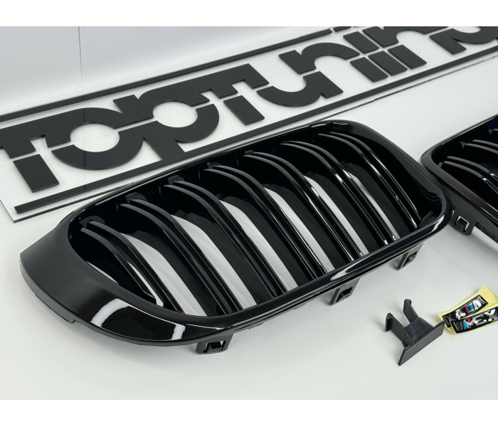 Решітка радіатора BMW X3 F25 (14-17 г.в.) / BMW X4 F26 (14-17 г.в.) М тріколор