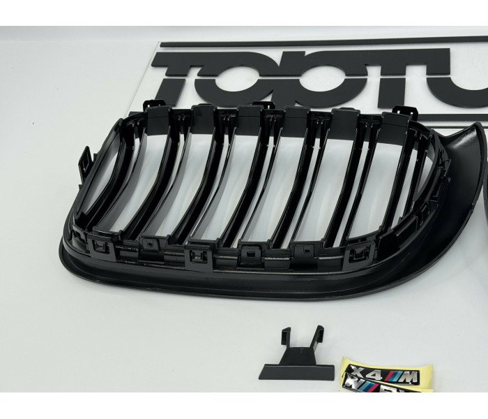 Решітка радіатора BMW X3 F25 (14-17 г.в.) / BMW X4 F26 (14-17 г.в.) М тріколор