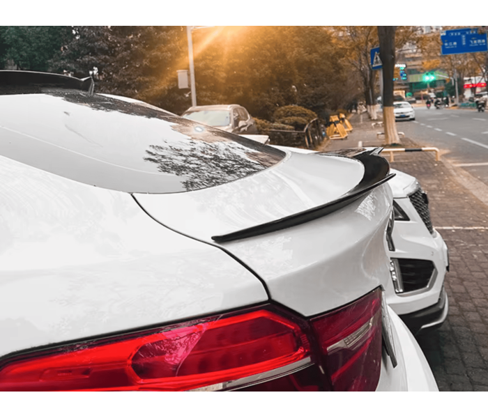 Спойлер на кришку багажника BMW X6 F16 у стилі M4 (ABS-пластик) чорний глянець