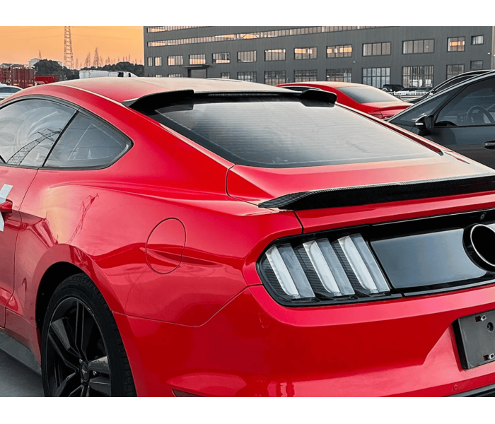 Спойлер на заднє скло Ford Mustang  (ABS-пластик) чорний глянець 15-22 р.в.