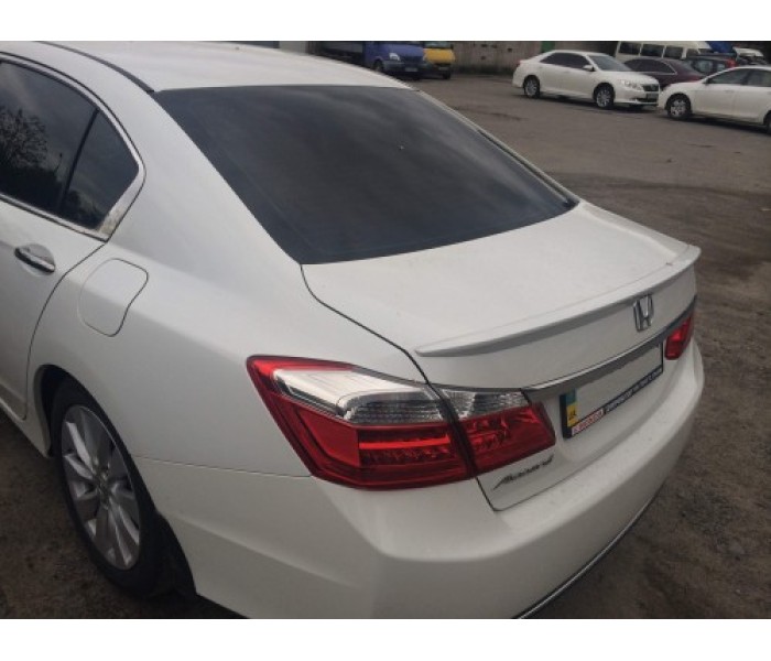Спойлер (лип-спойлер) багажника Honda Accord CL 9 (2013-2016)
