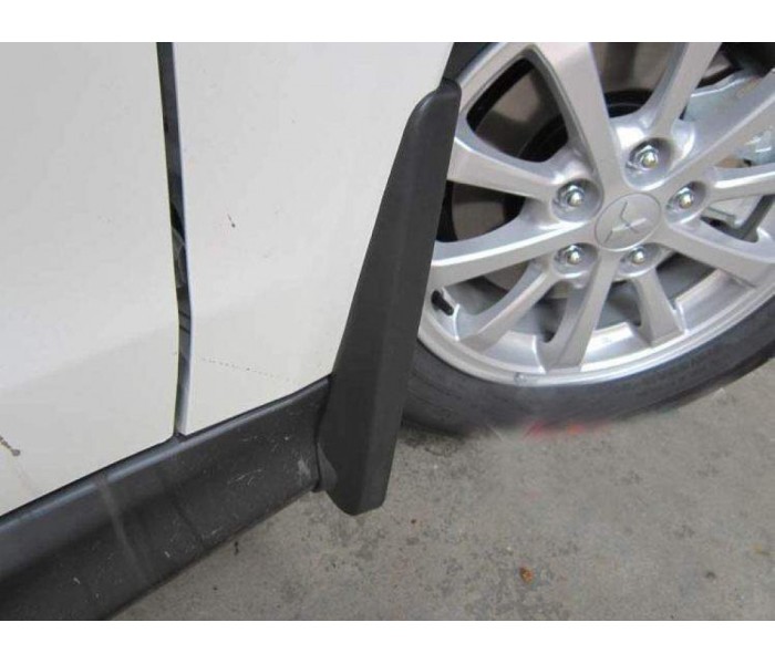 Бризковики на Mitsubishi Asx