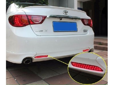 Стоп-сигналы на Lexus