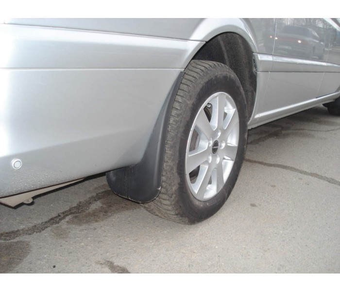 Брызговики Mercedes-Benz Vito W639 / Viano W639 (2004-2009)