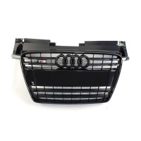 Решетка радиатора Audi TT S черный глянец (2010-2014)