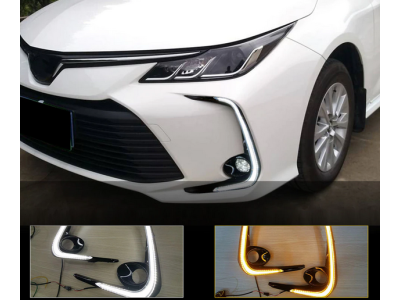 Дневные ходовые огни Toyota Corolla с функцией поворота (2019-....)