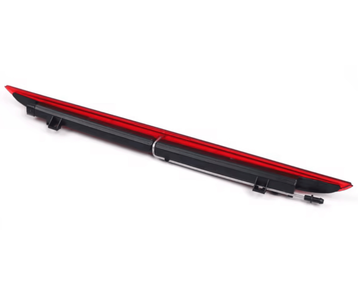 Верхний стоп-сигнал на Volkswagen Touareg (04-10)