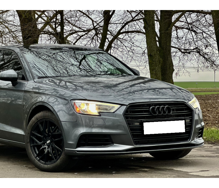Решетка радиатора Audi A3 8V стиль S3 черный глянец (2016-2020 г.в.)